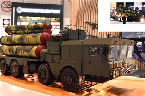 Nga chao hang ban S-400 mang gap doi so luong ten lua