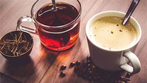 Trà hay cà phê tốt cho sức khỏe hơn