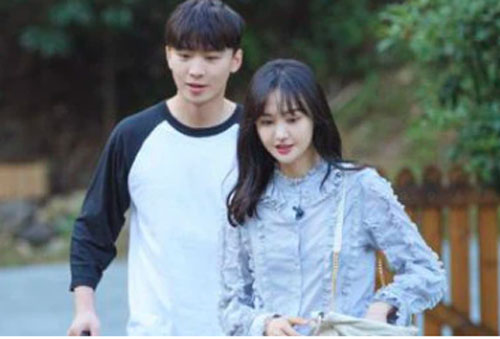 Bạn thân Trương Hằng tiết lộ diễn biến phiên điều trần vụ đẻ thuê: Toà án quyết định như thế nào với yêu cầu của Trịnh Sảng?