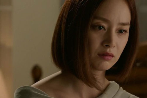 Người vợ khôn khéo sẽ không bao giờ chia sẻ 8 điều này lên mạng xã hội, điều đầu tiên tối kỵ nhất