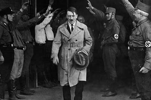 Tài liệu của CIA hé lộ tin 'sốc' về trùm phát-xít Hitler