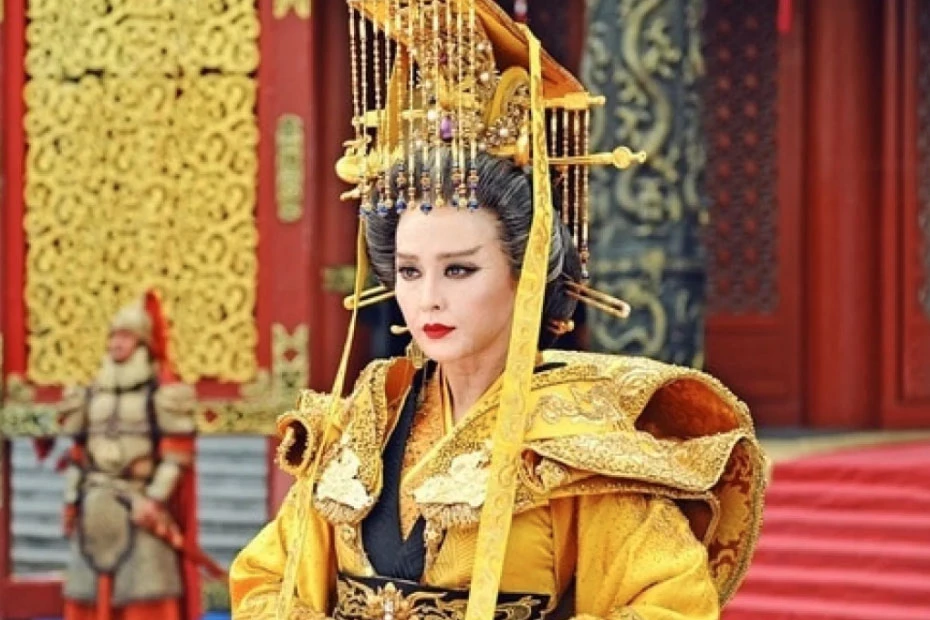 Hình ảnh Võ Tắc Thiên trong phim.