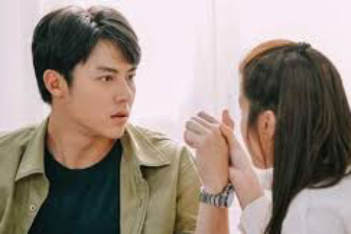 Chồng thở dài: "Với em chỉ là sự biết ơn, cô ấy mới là khát khao cháy bỏng", vợ cười cho anh ta toại nguyện nhưng 3 tháng sau lại "đảo ngược"