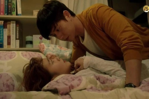 Câu hỏi của chồng mới cưới khiến cô dâu khóc ròng trong đêm tân hôn