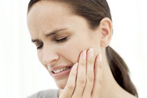 Chữa đau răng dứt điểm chỉ bằng nguyên liệu dân gian