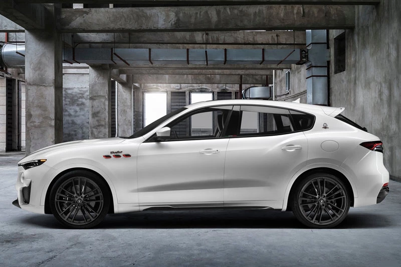 7. Maserati Levante.