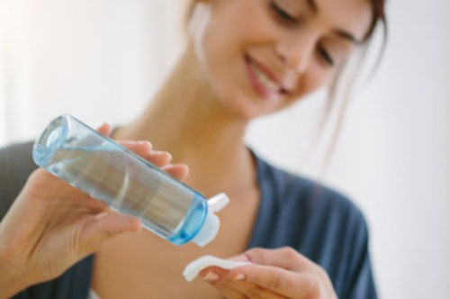 Sai lầm khi sử dụng nước hoa hồng nhiều người mắc phải