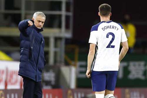 'Bản hợp đồng của Mourinho' sắp bị bán
