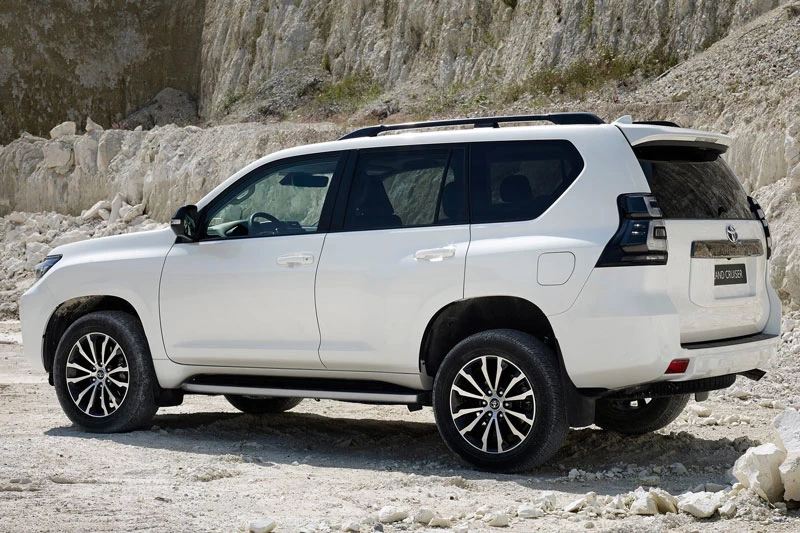 9. Toyota Land Cruiser.