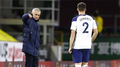 'Bản hợp đồng của Mourinho' sắp bị bán