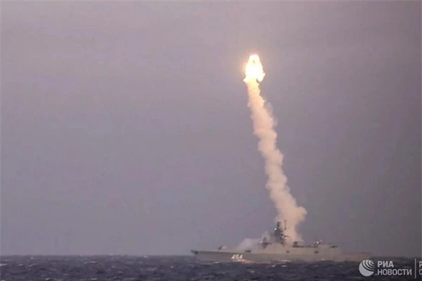 Nga bắt đầu nghiên cứu tên lửa siêu thanh mới