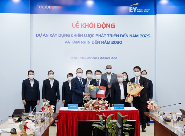 Ernst & Young Việt Nam tư vấn chiến lược phát triển cho MobiFone