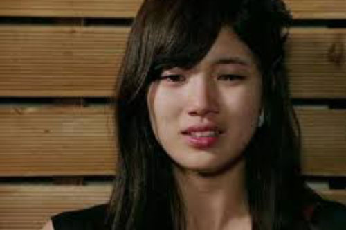 Nghi ngờ chồng, tôi liều mình lấy hết 80 cây vàng trong nhà đưa cho anh trai, kết quả xảy ra chuyện tày đình