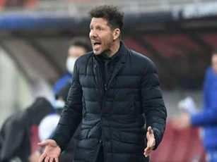 HLV Diego Simeone nói gì sau trận thua Chelsea?
