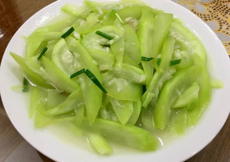 Luộc rau củ thấy có dấu hiệu này cần đổ ngay kẻo hại sức khoẻ