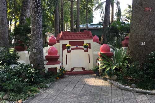 Giải mã bí ẩn quanh ngôi mộ cổ trong công viên Tao Đàn