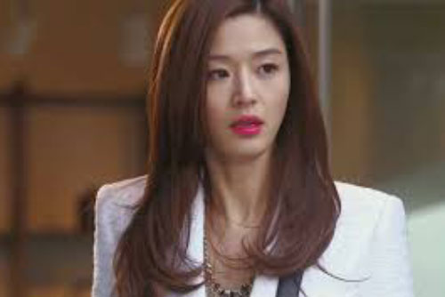 Yêu nhau chưa được nửa năm, bạn trai đã đòi chia tay, còn "tặng" em một vố đau điếng