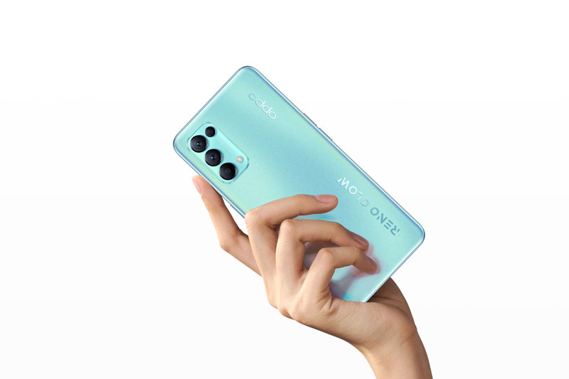 Oppo trình làng smartphone 5G, 4 camera sau, sạc 65W