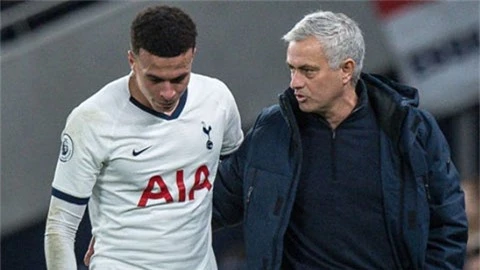 Mourinho bị fan Tottenham chế giễu sau siêu phẩm của Alli