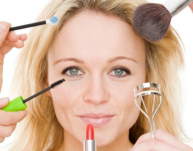 Bí quyết 5:2 trẻ hóa da cho phụ nữ "ghiền" trang điểm