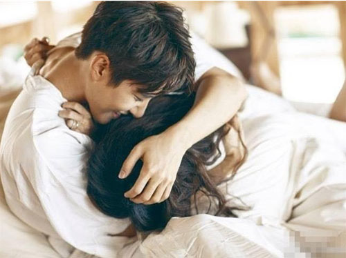 Thấy được 3 điều này trong mắt chồng, vợ hãy yên tâm vì mình là nhất