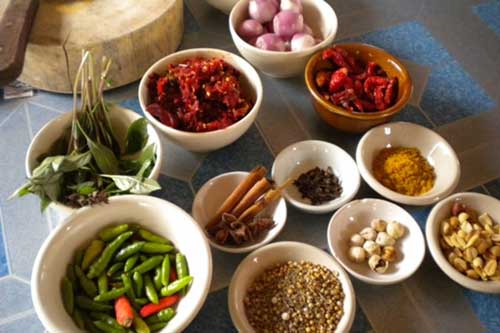 Bỏ túi bí quyết nêm nếm gia vị để món ăn thơm ngon, đậm đà