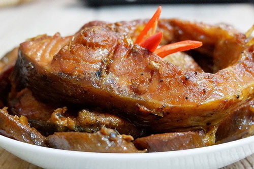 Hai cách kho cá ngon quên sầu, cơm bao nhiêu cũng hết