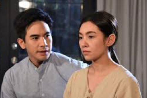 Chồng khinh thường: "Cỡ cô có muốn ngoại tình cũng chẳng ai thèm...", vợ tỉnh ngộ quyết ly thân để rồi sau 4 tháng gặp lại mà anh ta phải "mất ngủ"