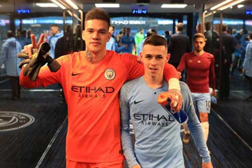 Thủ môn sạch lưới nhiều nhất Ngoại hạng Anh hưởng lương bèo bọt ở Man City