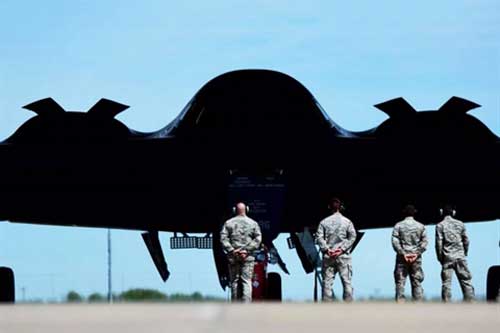 Mỹ khen B-21 là oanh tạc cơ mạnh nhất thế giới