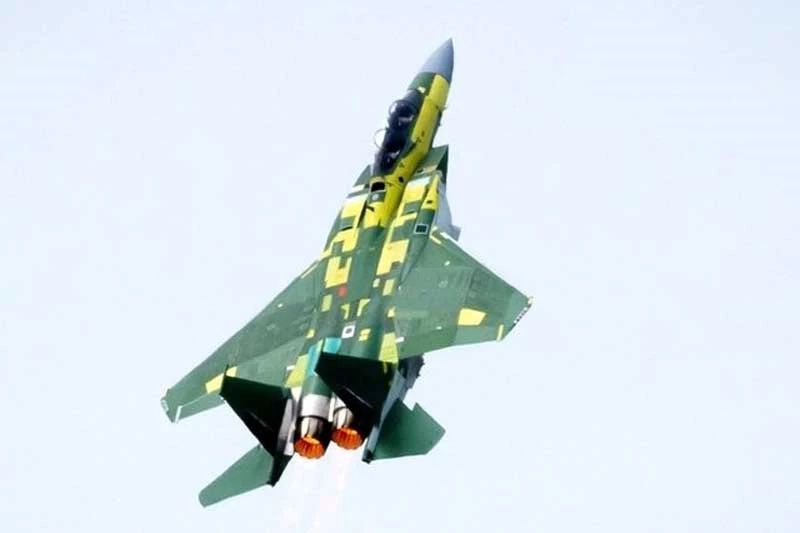 F-15EX trong lần đầu cất cánh.