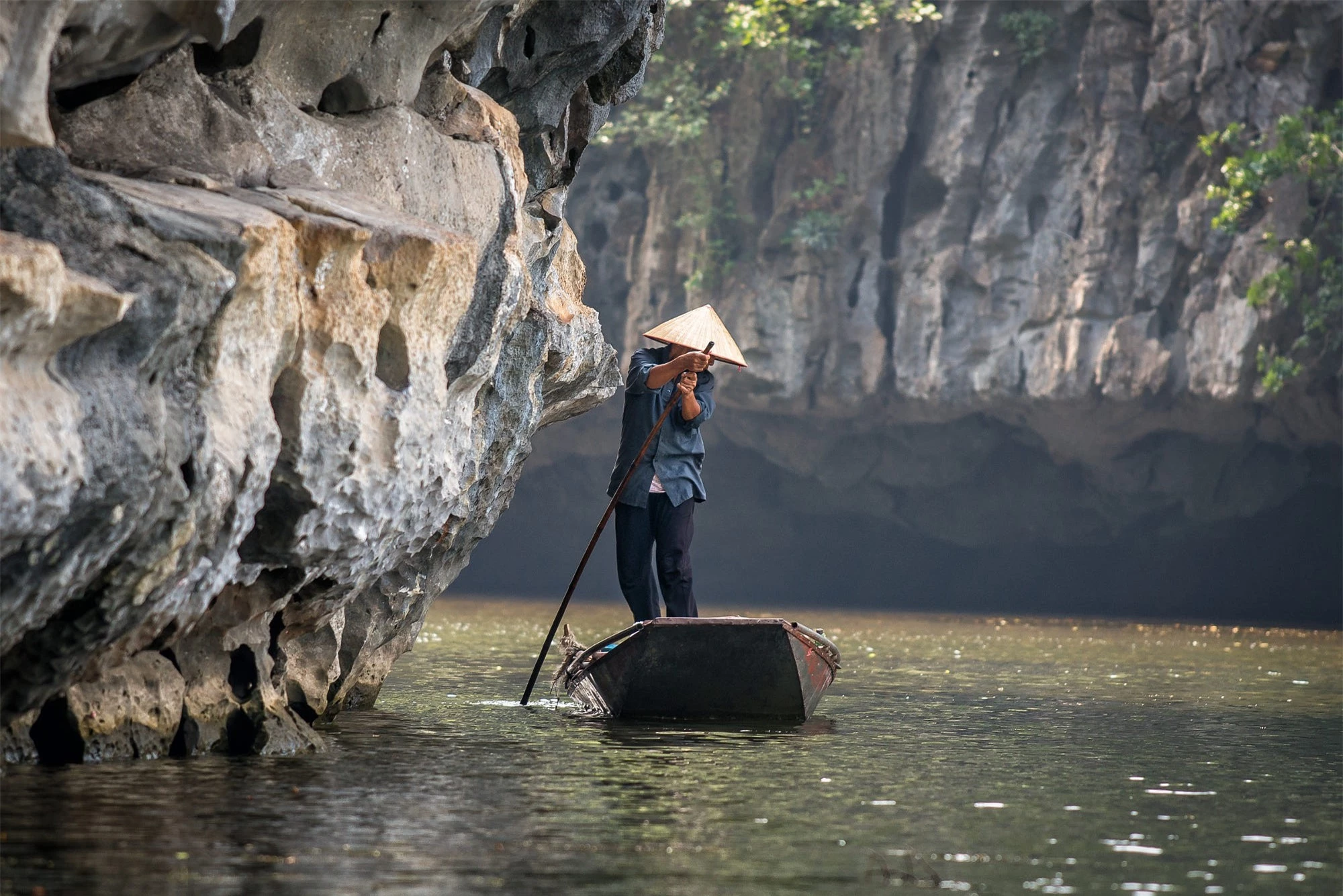 ninh binh nhu chon bong lai qua ong kinh cua nhiep anh gia quoc te