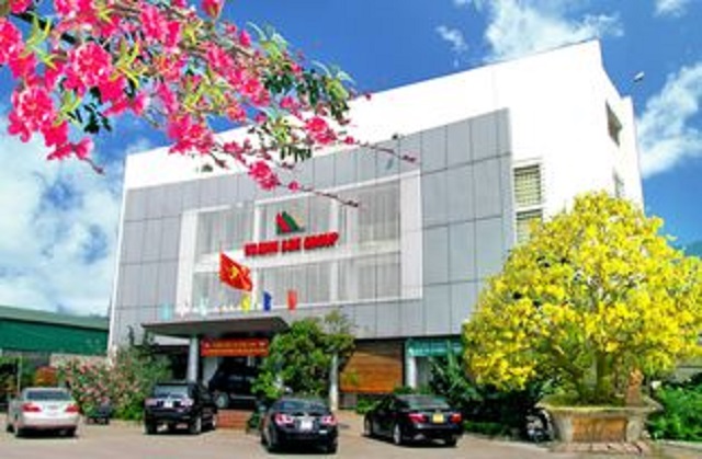 Tập đoàn Hoành Sơn hỗ trợ tỉnh Hà Tĩnh 3 tỷ đồng phòng dịch Covid-19