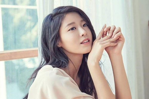 4 lý do khiến phụ nữ ít son phấn được cánh đàn ông say mê như điếu đổ