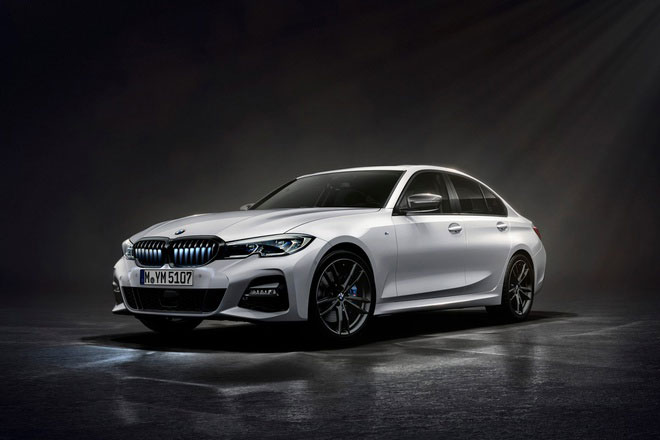 Khám phá BMW 330i phiên bản giới hạn, giá gần 1,2 tỷ đồng