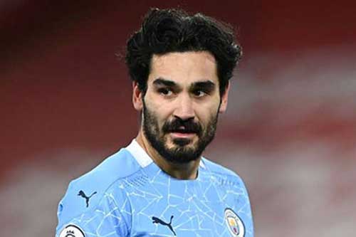 Gundogan tiết lộ từng được MU liên hệ