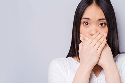 Thói quen tưởng chừng vô hại nhưng tàn phá hàm răng