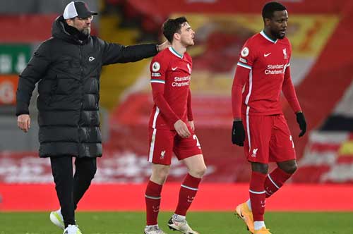 Klopp hãy để Liverpool đá 'cửa dưới'