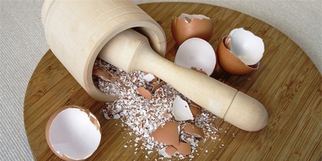 10 tác dụng thần kỳ của vỏ trứng làm bạn kinh ngạc sau khi biết