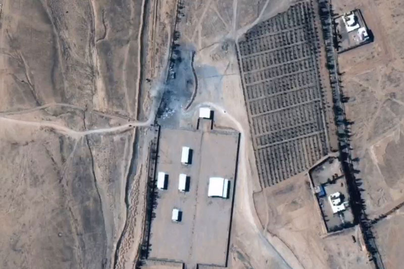 5 trong số 7 quả bom Mỹ ném xuống căn cứ quân sự Iran ở Syria bị trật mục tiêu