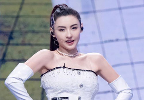 CLIP: Màn biểu diễn bị chê của Trương Bá Chi trên sóng truyền hình