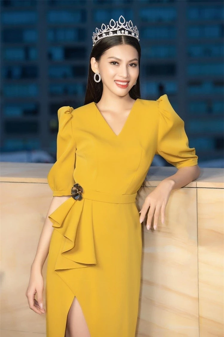 Gam màu vàng sang chảnh đích thị là màu 'phong thuỷ' của Á hậu Ngọc Thảo ở Miss Grand 2021 - ảnh 4