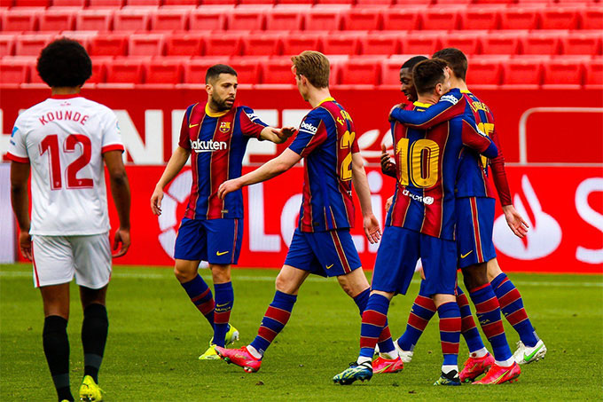 Kết quả Sevilla 0-2 Barca: Messi lại sắm vai người hùng