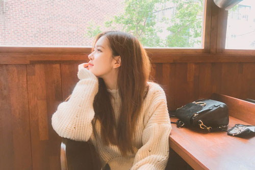 Đàn ông có mạnh mẽ, phong lưu đến đâu cũng sẽ tự nguyện "quy hàng" trước những kiểu phụ nữ này