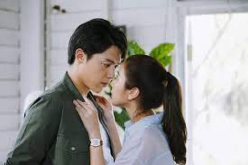 Tỉnh dậy sau tai nạn thập tử nhất sinh, chồng "chết điếng" nhìn bộ dạng của vợ rồi bật khóc ân hận, vội vàng sửa đổi thói quen hình thành cả chục năm