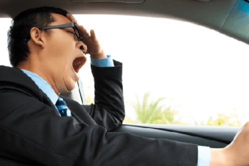 Mẹo đơn giản chống buồn ngủ khi lái xe ai cũng cần ghi nhớ