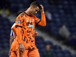Pirlo đổ lỗi Juventus thiếu kinh nghiệm, Ronaldo bị đàn anh chê tơi tả