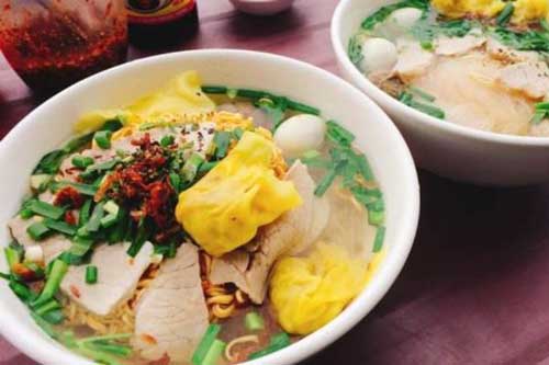 Quán hủ tiếu 60 năm truyền qua 3 đời ở đất Sài Gòn