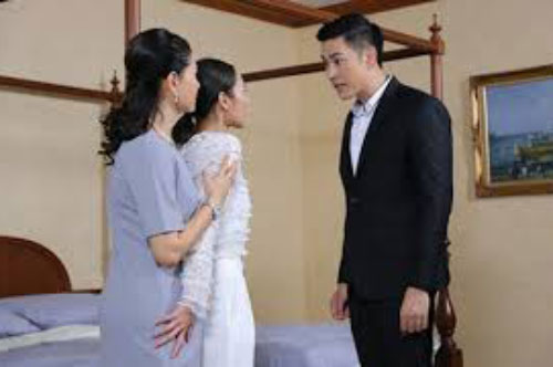 Chồng bỏ vợ mới sinh ở nhà đi nhậu đến khuya, vừa về đã lĩnh trọn cái tát từ nhân vật đặc biệt, lời lẽ đanh thép của đối phương khiến anh choáng váng sợ hãi