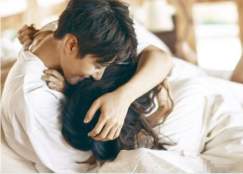 4 dấu hiệu chỉ đàn ông chung thủy, hết lòng hết dạ với vợ con mới có, hãy kiểm tra xem chồng bạn được bao nhiêu